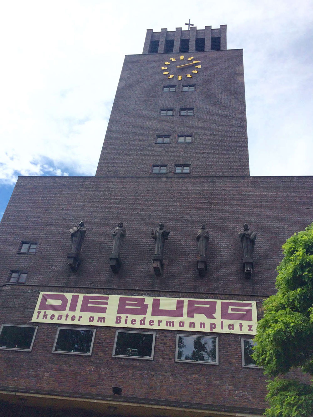 Theater at Biedermannplatz