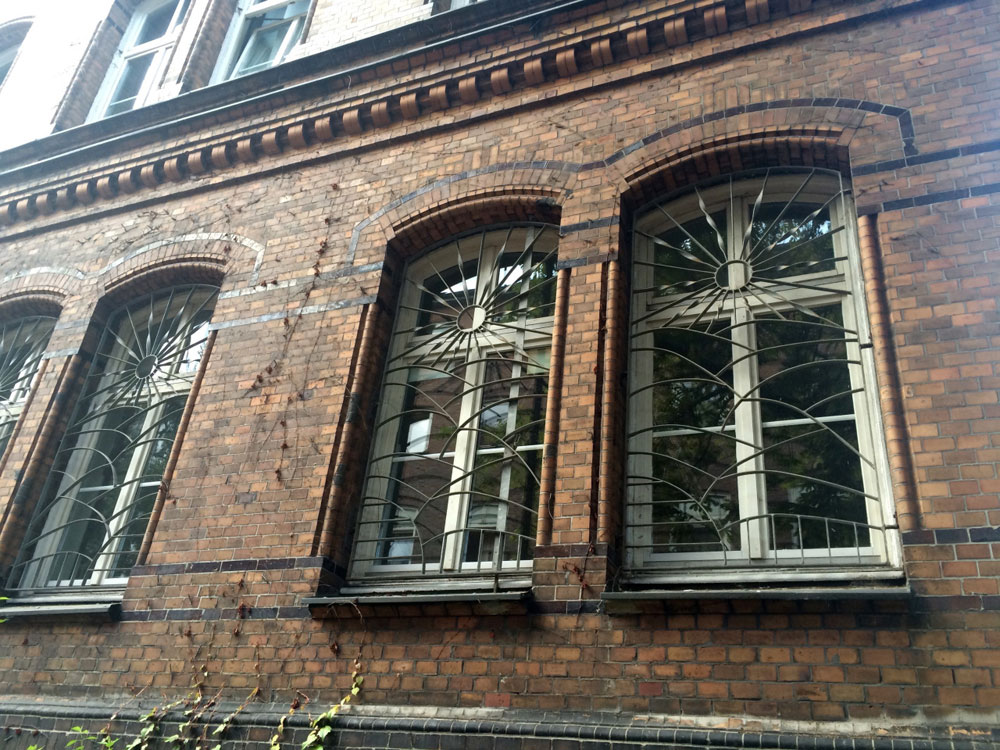 Older buildings in Hammerbrook