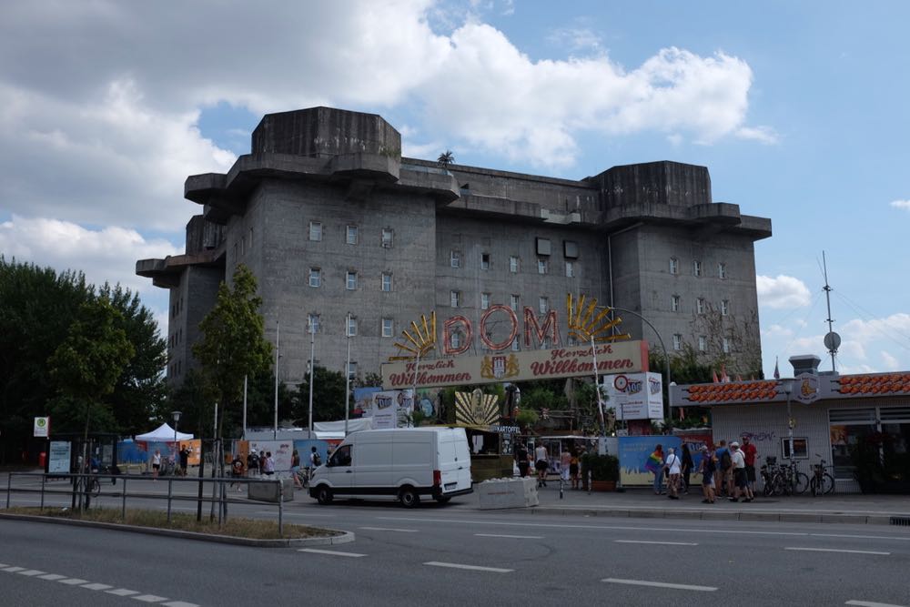 Feldstrasse Bunker (Flackturm IV)